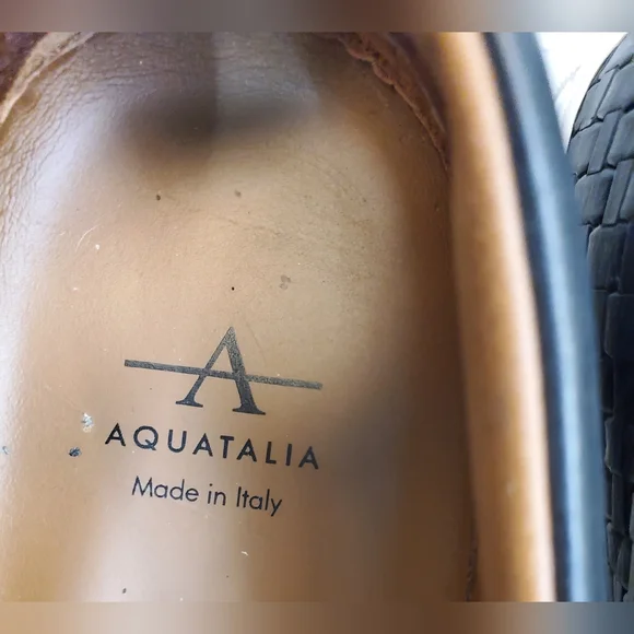 Aquatalia Women's Ashlynn Embossed Slip-On Leather Italy Black Wove Sneakers